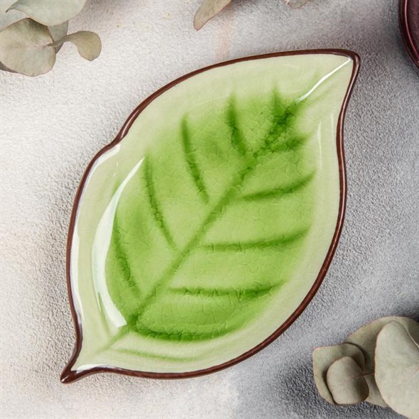 Блюдо керамическое сервировочное «Лист», 17×10 см, цвет зелёный МИКС - фото 33459